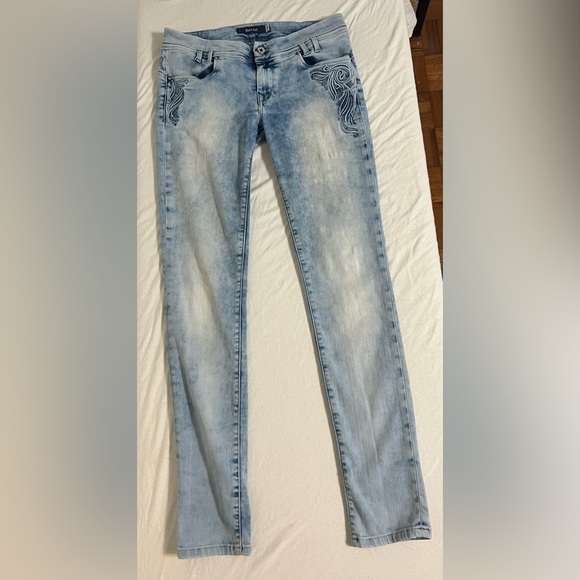 Salsa Jeans embroidered skinny straight acid wash jeans. Size 31. B1 - Picture 4 of 13